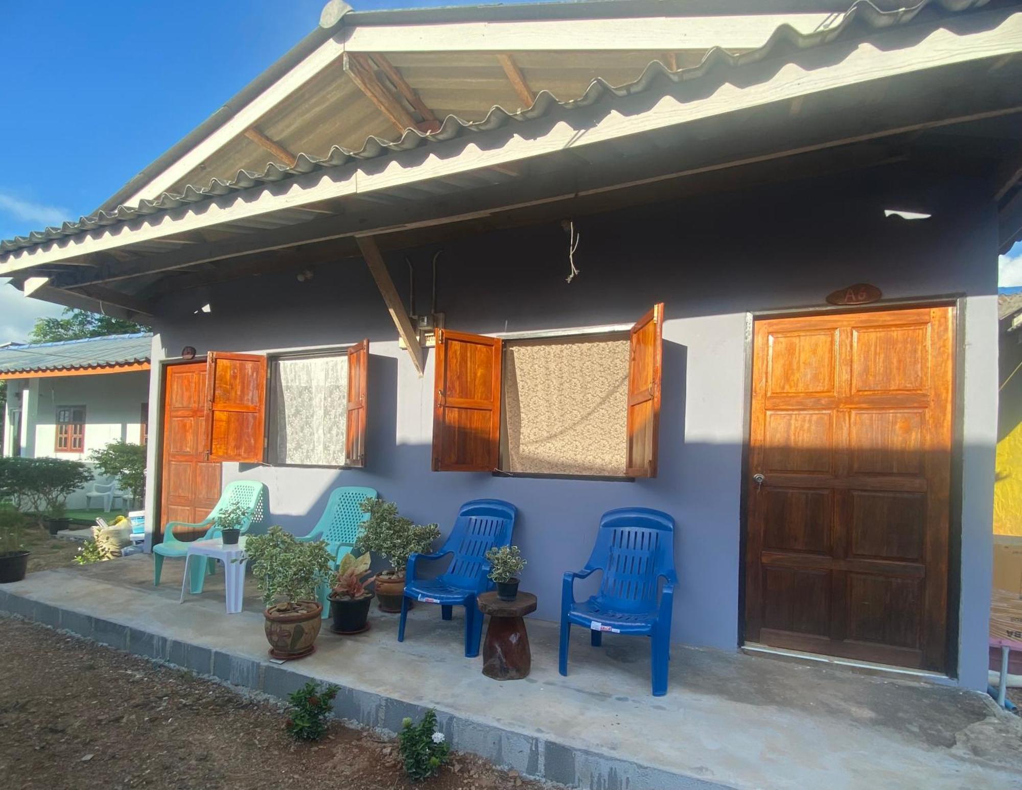 Baan Phuwamin Hotel Ko Lanta Exterior foto