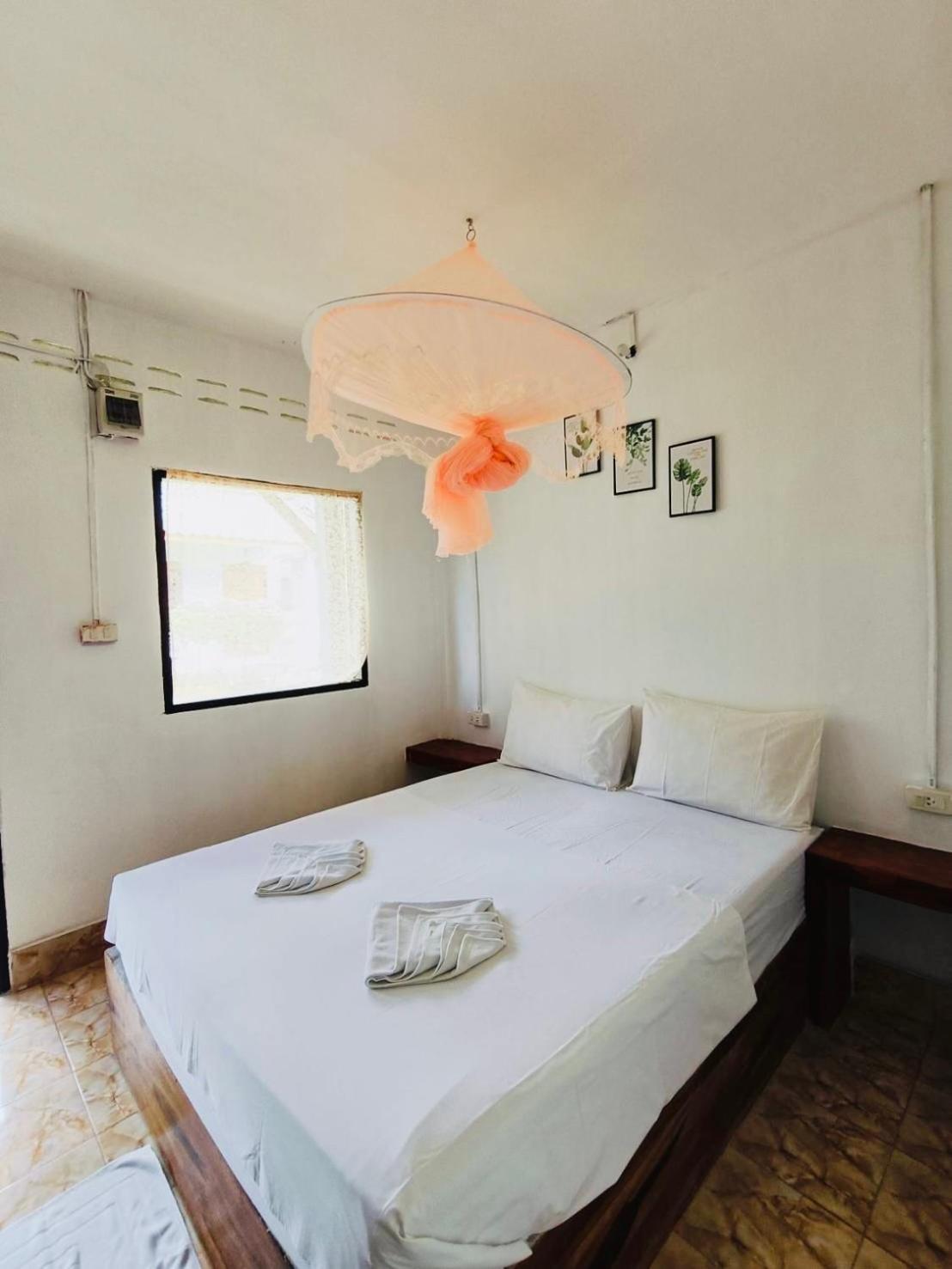 Baan Phuwamin Hotel Ko Lanta Exterior foto