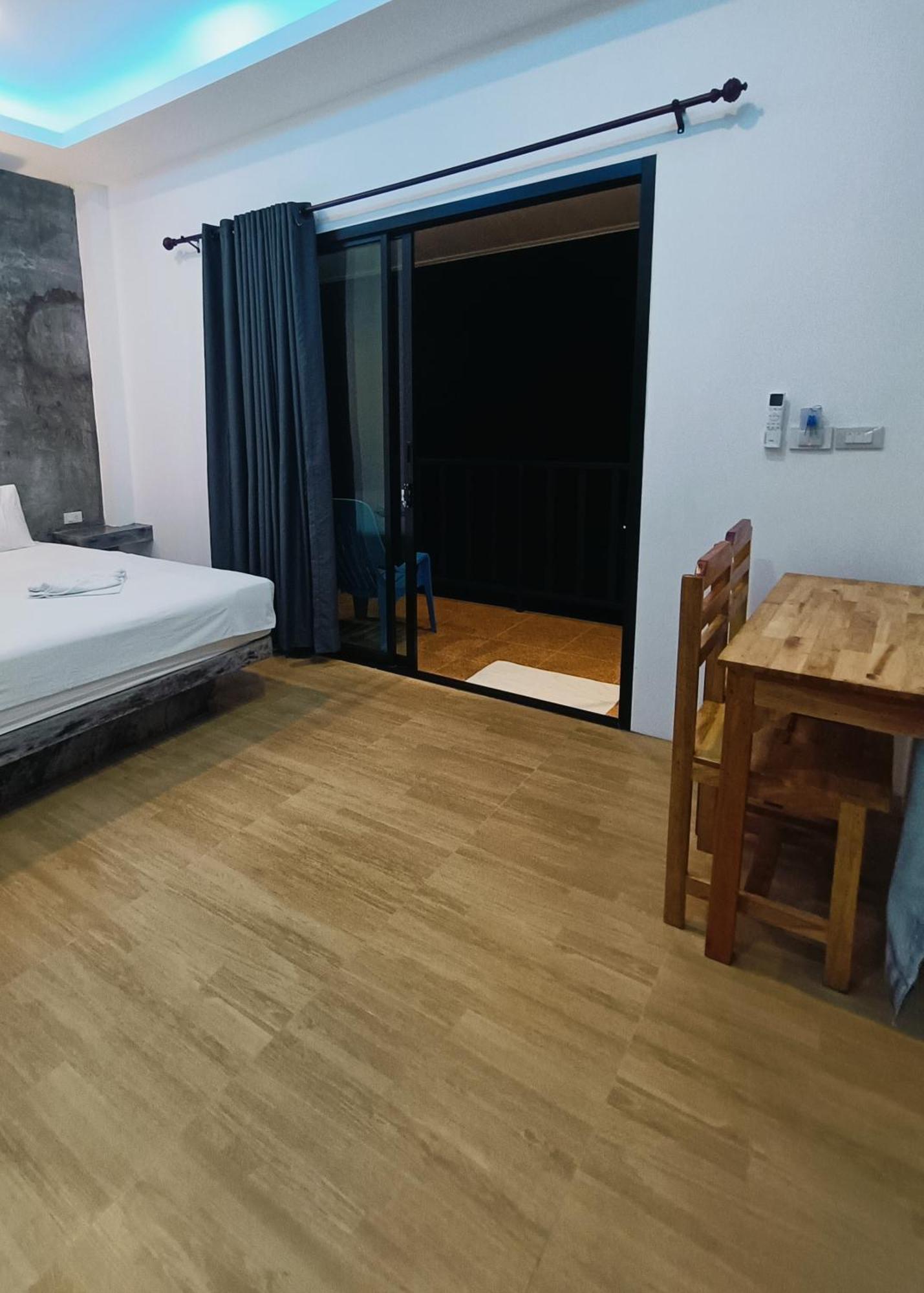 Baan Phuwamin Hotel Ko Lanta Cameră foto